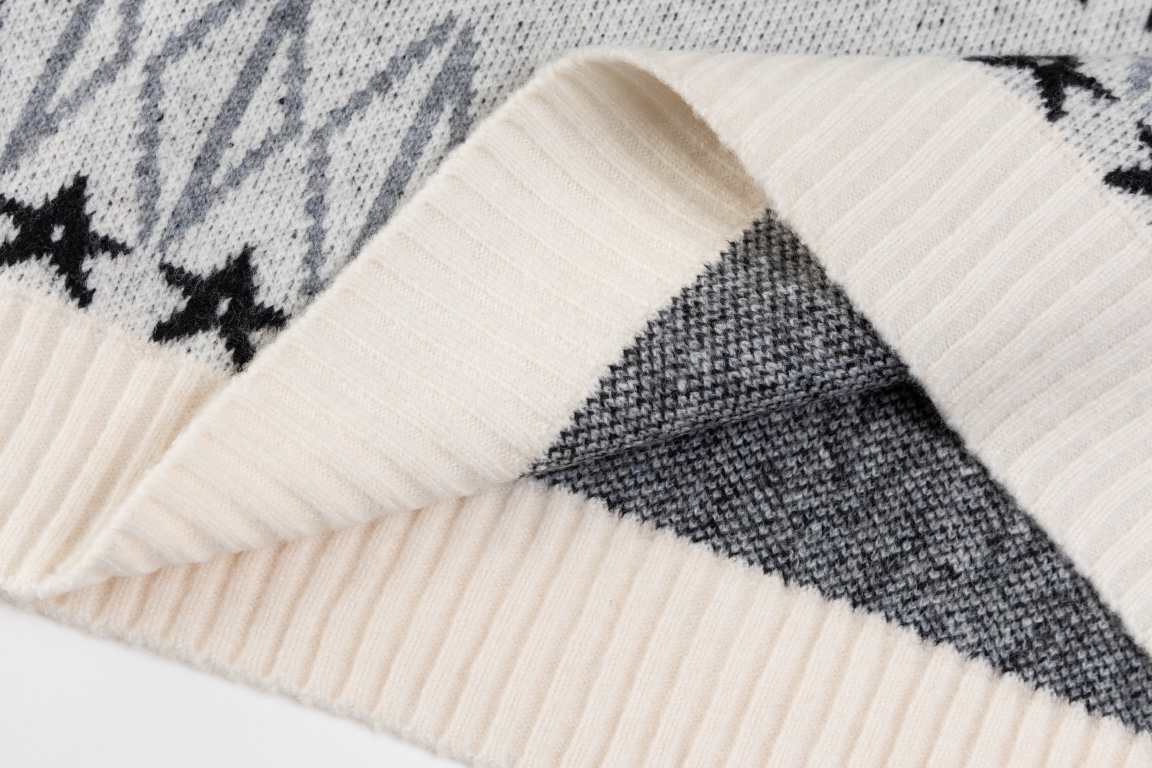 【DIOR 公式旗艦店】ディオール  セーター好評に付き再入荷！250108