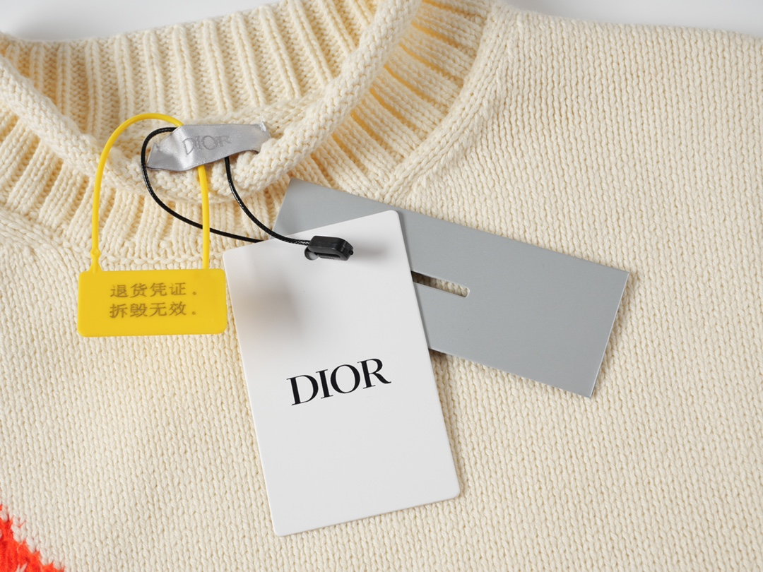 【DIOR 公式旗艦店】ディオール  セーター好評に付き再入荷！250108
