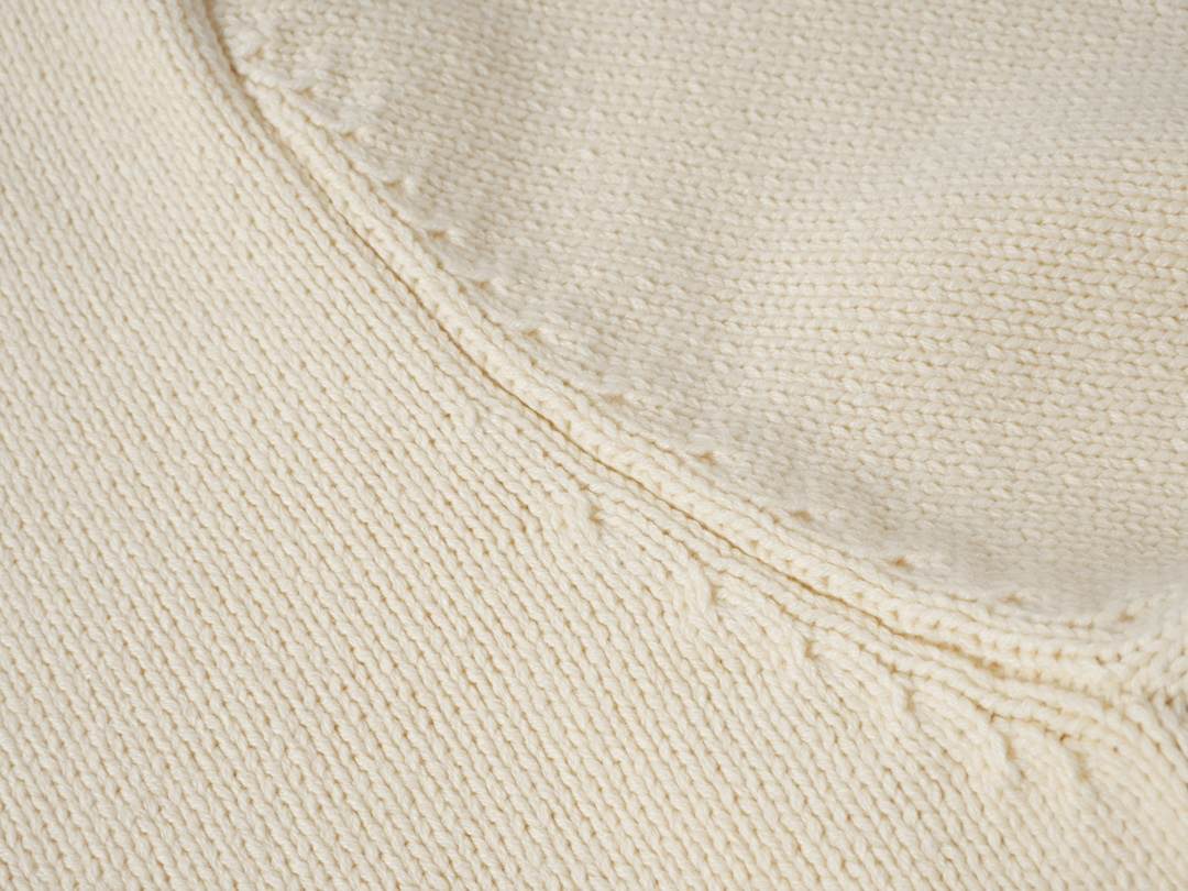 【DIOR 公式旗艦店】ディオール  セーター好評に付き再入荷！250108