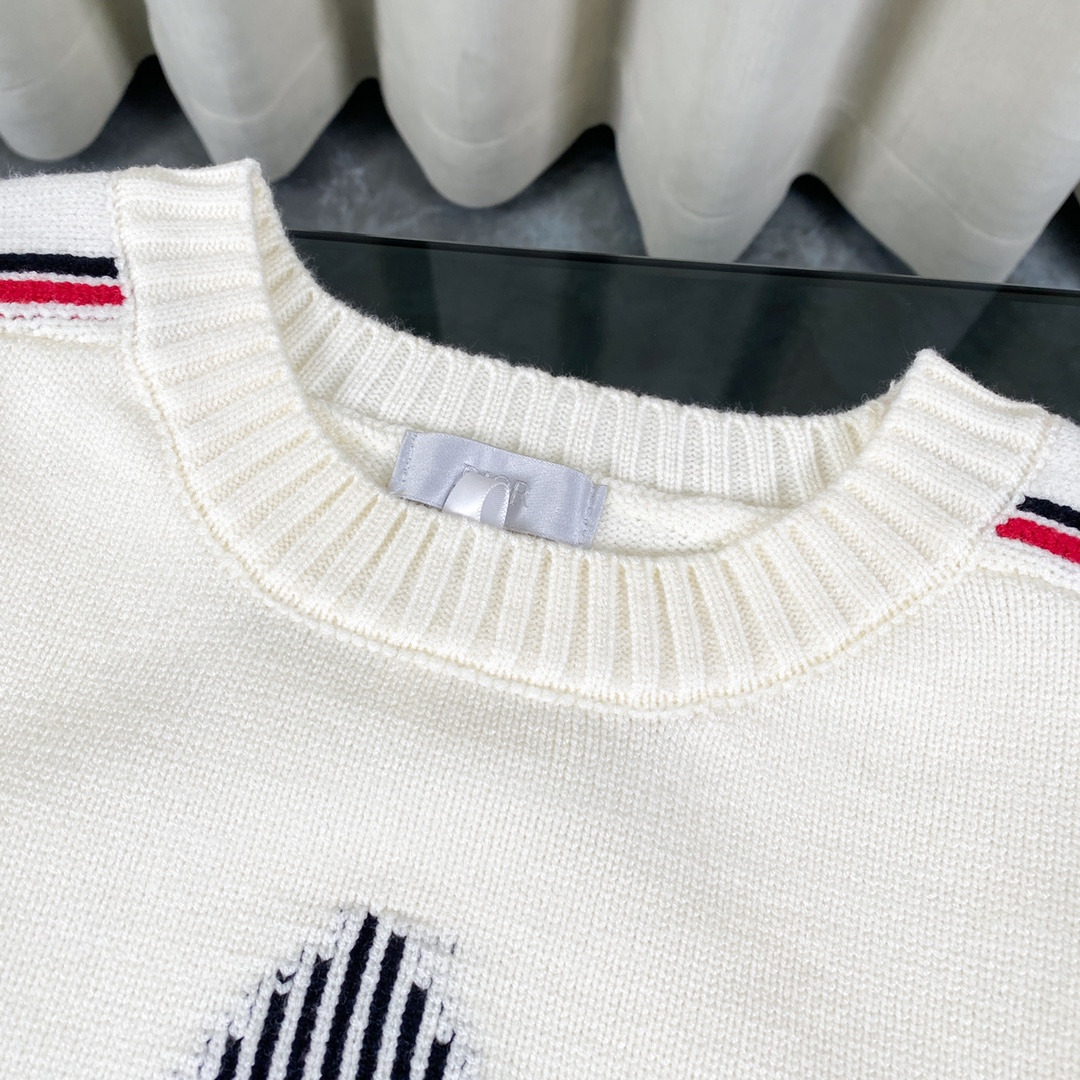 【DIOR 公式旗艦店】ディオール  セーター好評に付き再入荷！250108