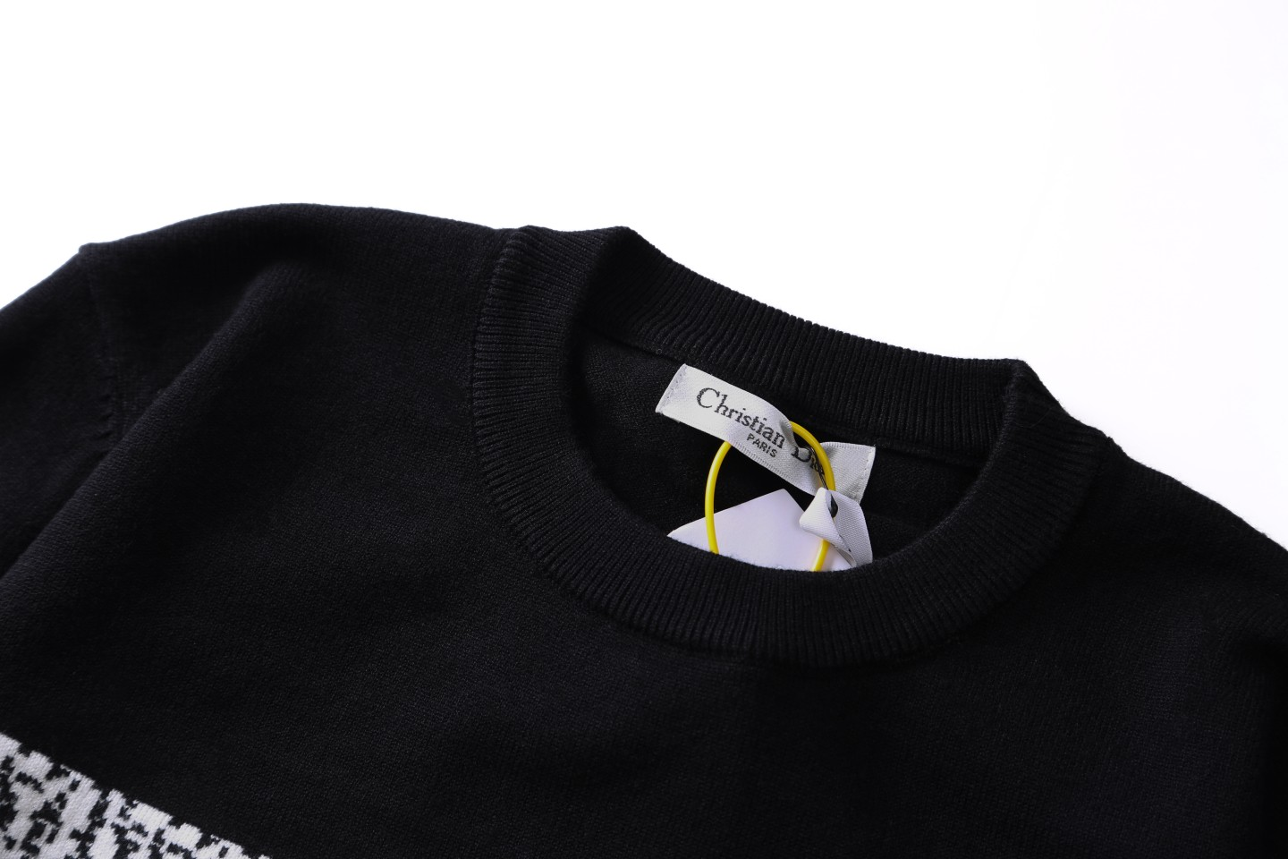 【DIOR  公式旗艦店】ディオール  セーター好評に付き再入荷！250108