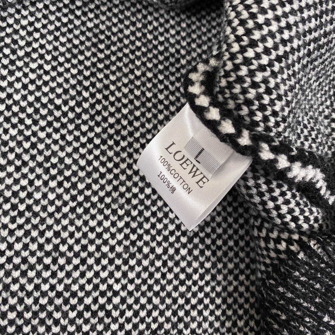 【LOEWE  公式旗艦店】ロエベ  セーター好評に付き再入荷！ 250109