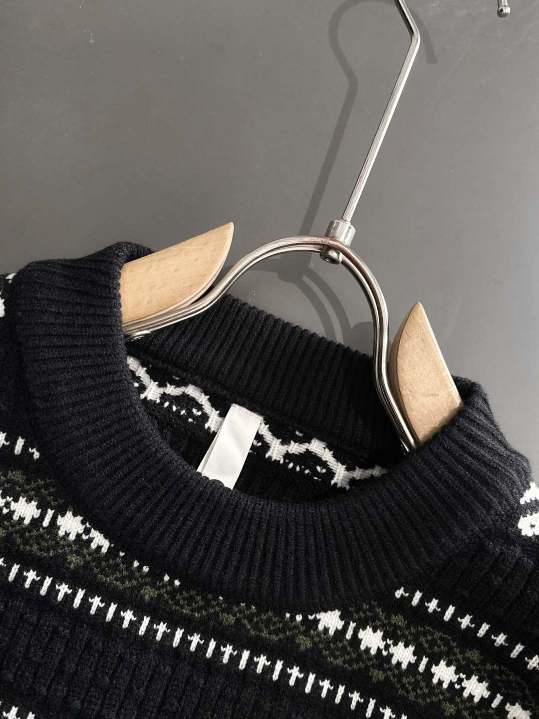 【LOEWE  公式旗艦店】ロエベ  ジャケット着 ご好評に付き再入荷！250107