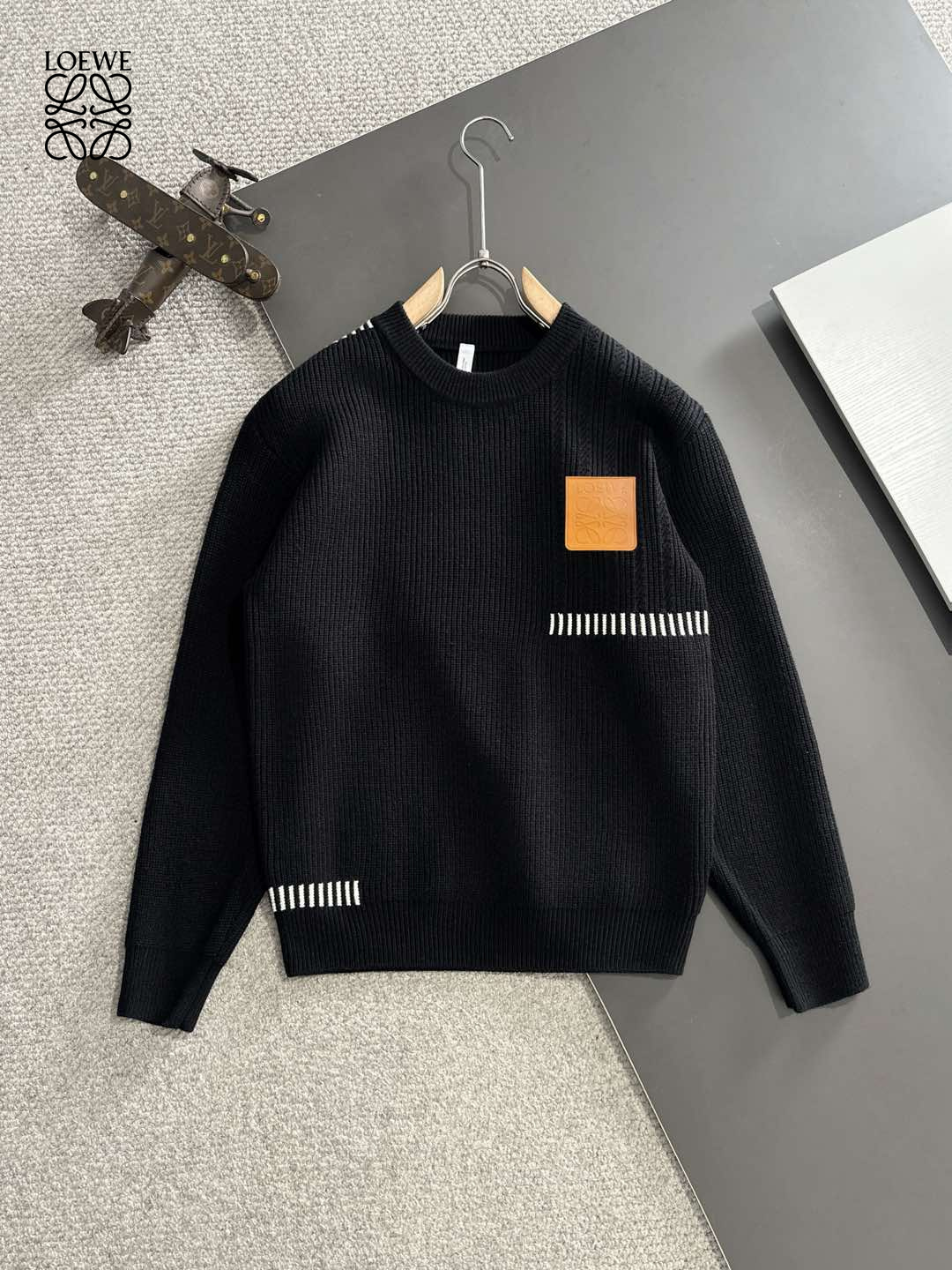 【LOEWE  公式旗艦店】ロエベ  セーター ご好評に付き再入荷！250107