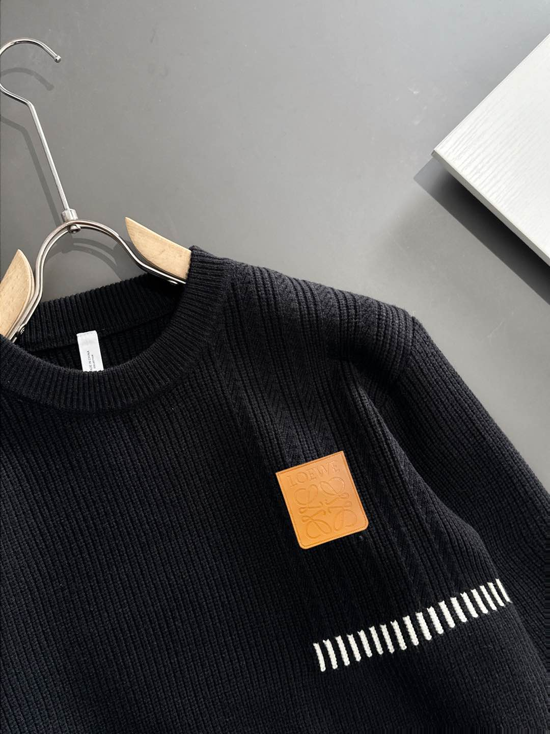 【LOEWE  公式旗艦店】ロエベ  セーター ご好評に付き再入荷！250107