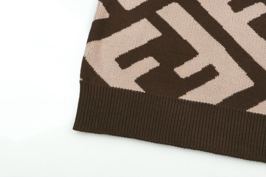 【FENDI  公式旗艦店】フェンディ  セーター好評に付き再入荷！250109