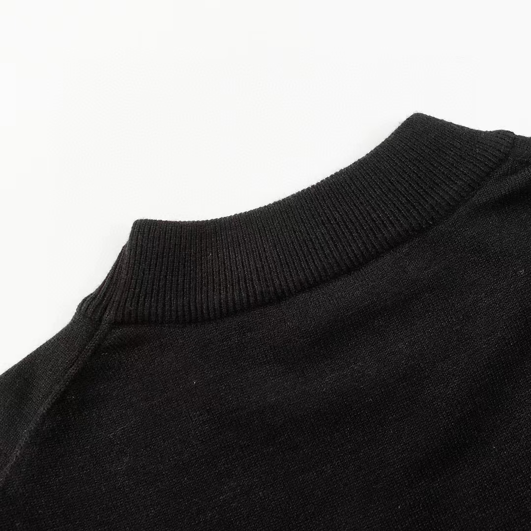 【FENDI 公式旗艦店】フェンディ   セーター好評に付き再入荷！250109