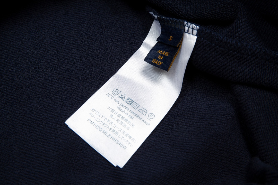 LV【LOUIS VUITTON  公式旗艦店】ルイヴィトン 丸首の衛衣 スウェット ご好評に付き再入荷！250110