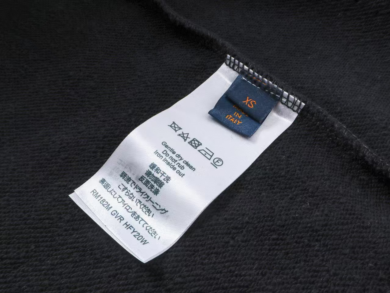 LV【LOUIS VUITTON  公式旗艦店】ルイヴィトン 丸首の衛衣 スウェット ご好評に付き再入荷！250110