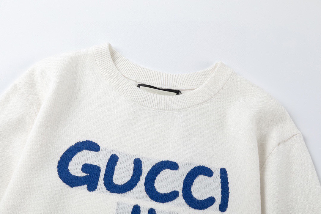 【GUCCI  公式旗艦店】グッチ  丸首の衛衣 スウェットご好評に付き再入荷！250110