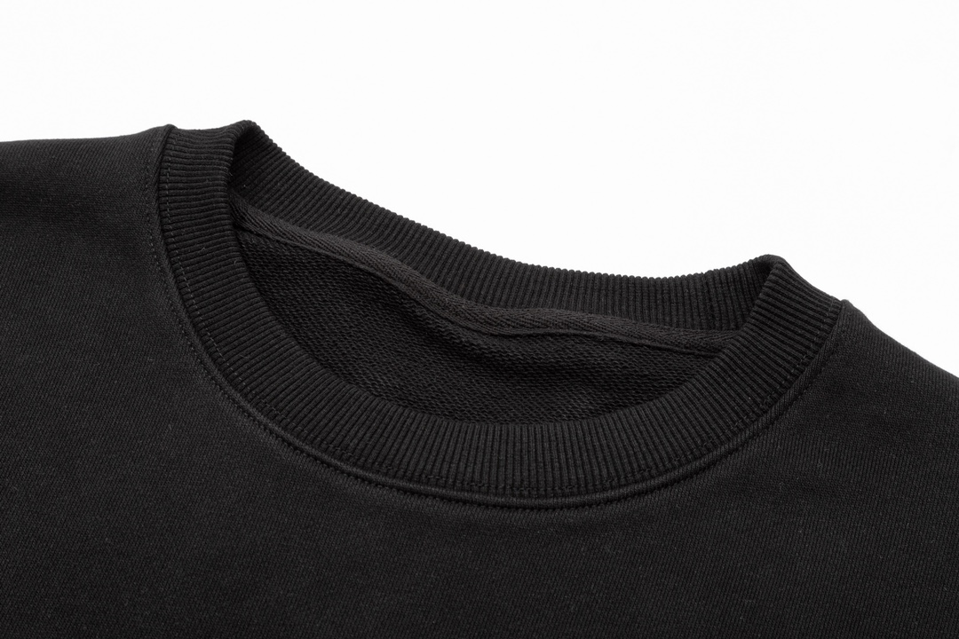 【GUCCI  公式旗艦店】グッチ  パーカー スウェットご好評に付き再入荷！250110