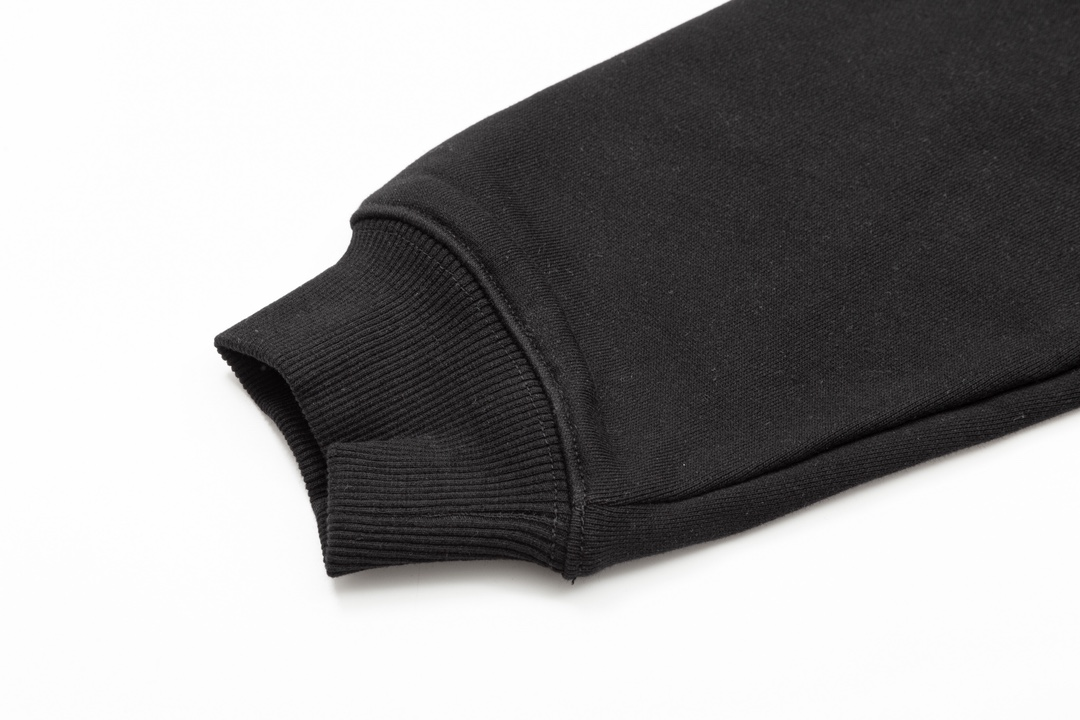 【GUCCI  公式旗艦店】グッチ  パーカー スウェットご好評に付き再入荷！250110