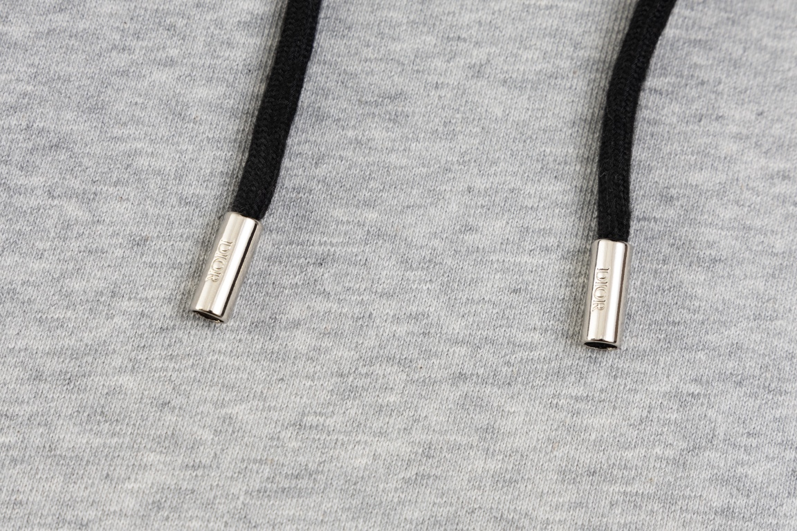 【DIOR 公式旗艦店】ディオール  丸首の衛衣 スウェットご好評に付き再入荷250110