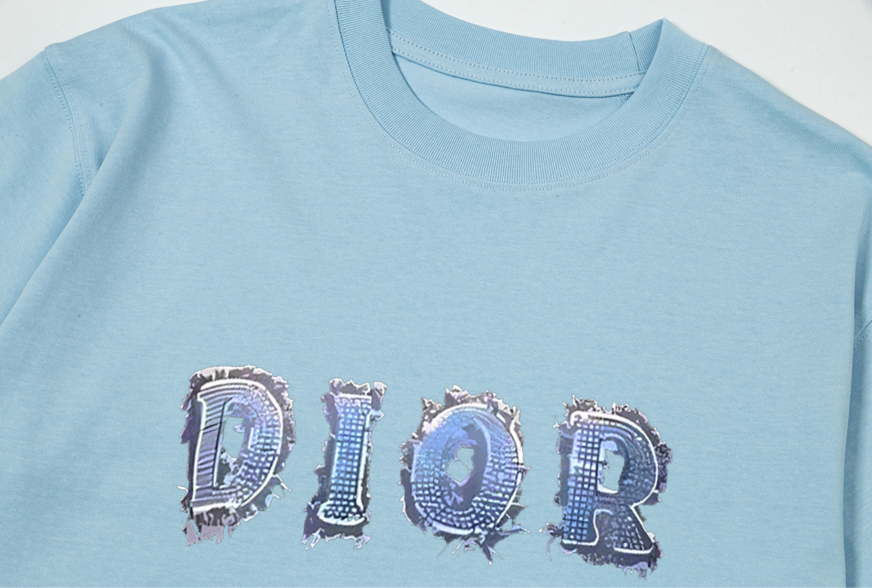 【DIOR 公式旗艦店】ディオール   Tシャツ ご好評に付き再入荷 250210