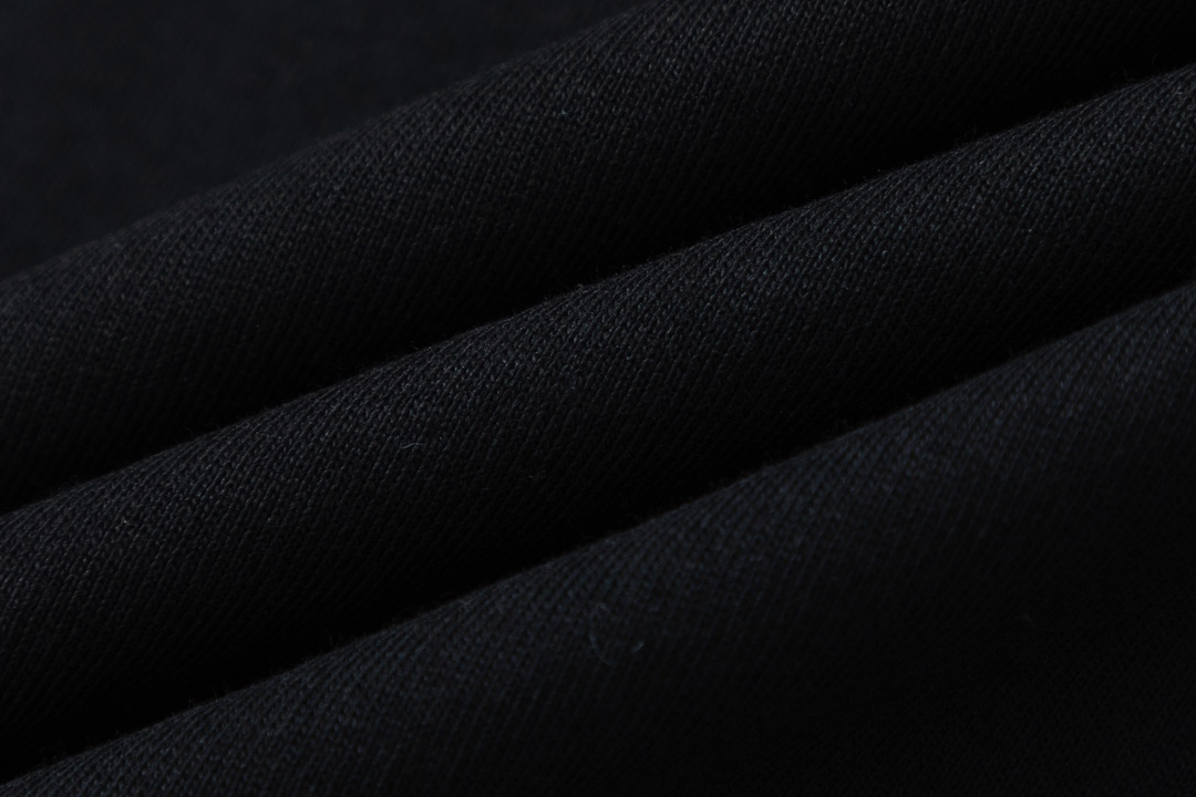 【DIOR 公式旗艦店】ディオール   Tシャツ ご好評に付き再入荷 250210