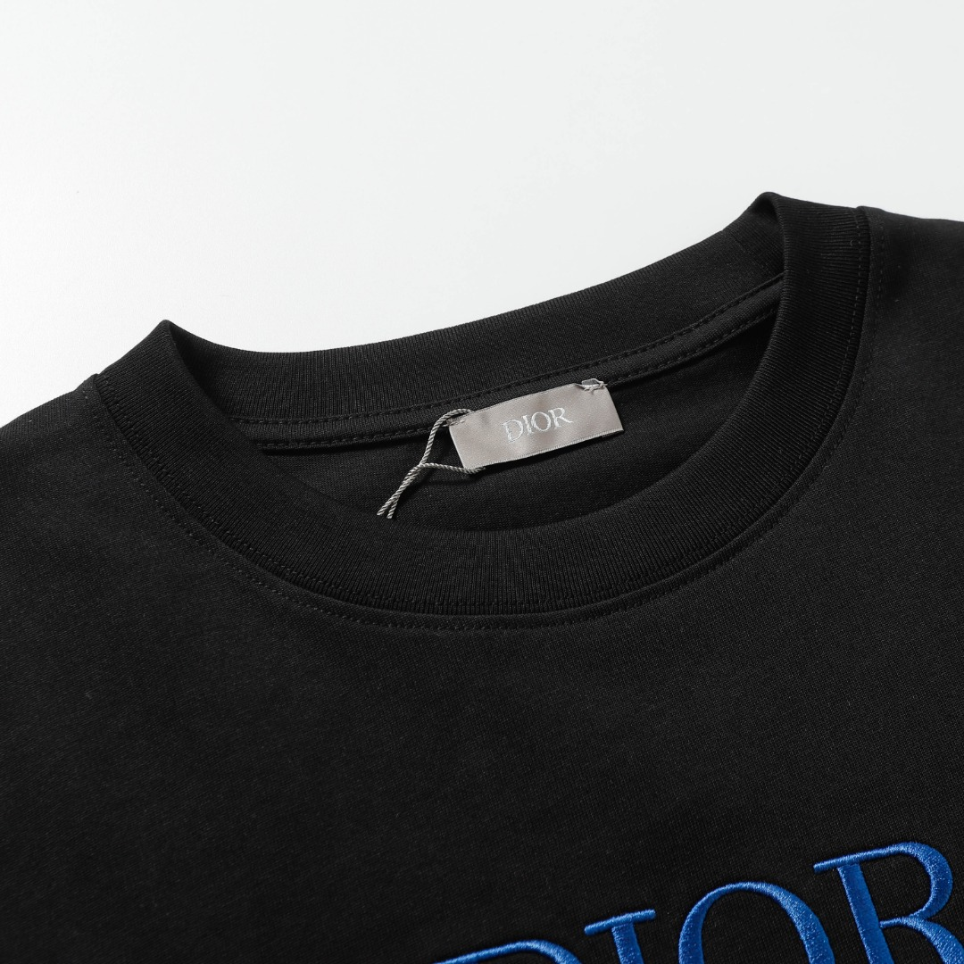 【DIOR 公式旗艦店】ディオール   Tシャツ ご好評に付き再入荷 250210