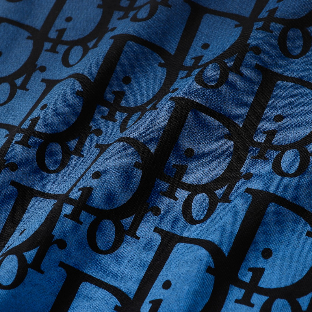 【DIOR 公式旗艦店】ディオール   Tシャツ ご好評に付き再入荷 250210