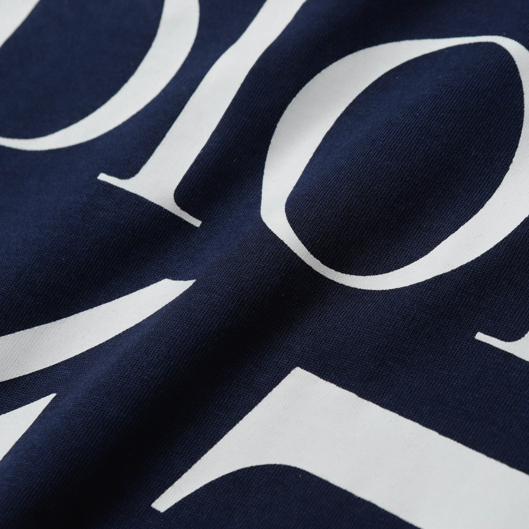 【DIOR 公式旗艦店】ディオール   Tシャツ ご好評に付き再入荷 250210