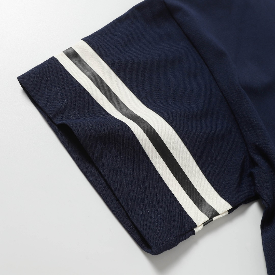 【DIOR 公式旗艦店】ディオール   Tシャツ ご好評に付き再入荷 250210