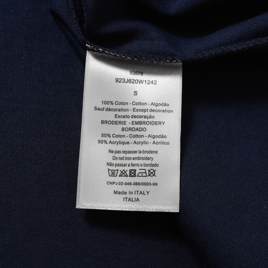 【DIOR 公式旗艦店】ディオール   Tシャツ ご好評に付き再入荷 250210