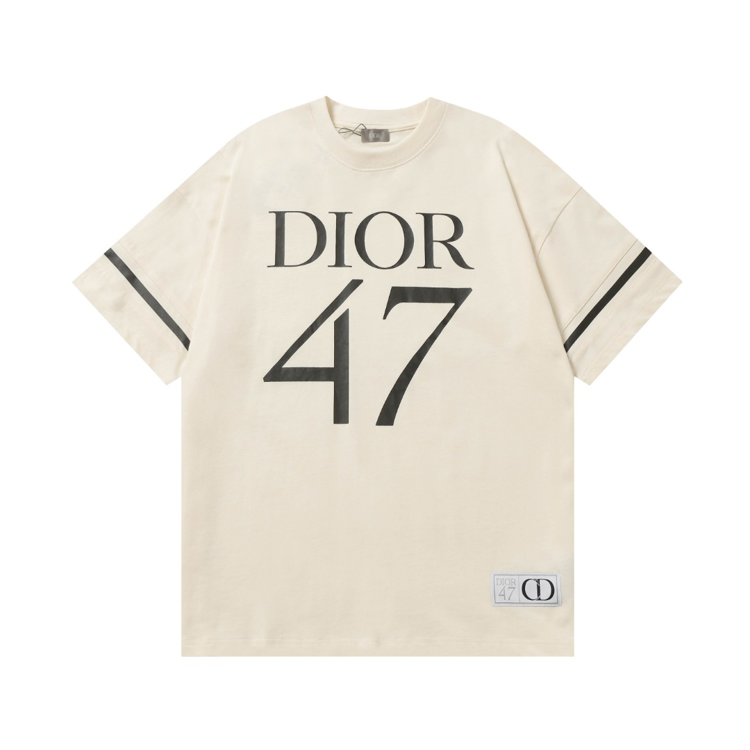 【DIOR 公式旗艦店】ディオール   Tシャツ ご好評に付き再入荷 250210