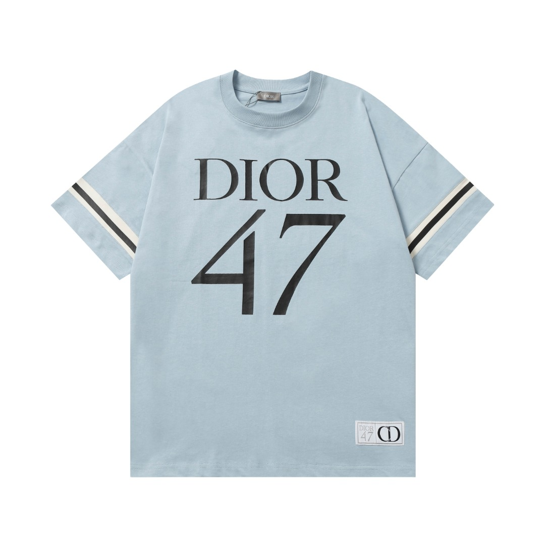 【DIOR 公式旗艦店】ディオール   Tシャツ ご好評に付き再入荷 250210