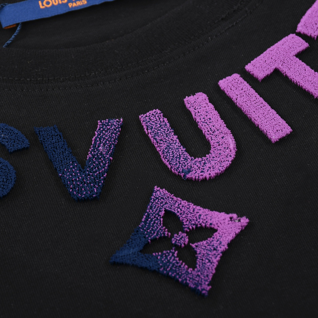 LV【LOUIS VUITTON  公式旗艦店】ルイヴィトン   Tシャツ ご好評に付き再入荷！250211