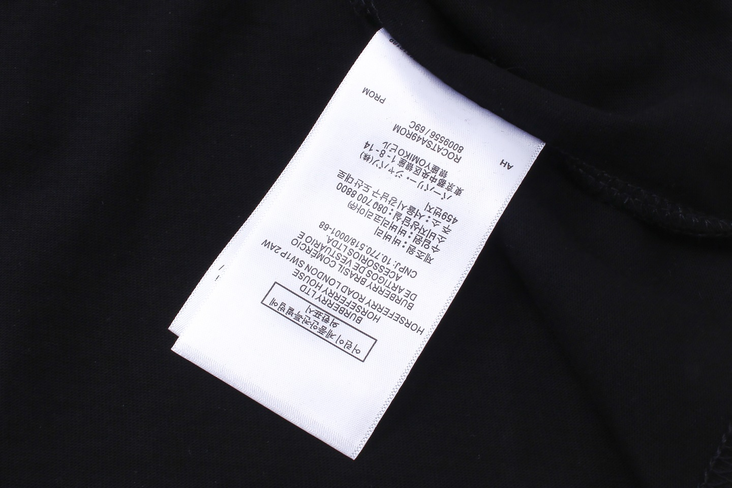 【BURBERRY  公式旗艦店】バーバリー  Tシャツ ご好評に付き再入荷 250211