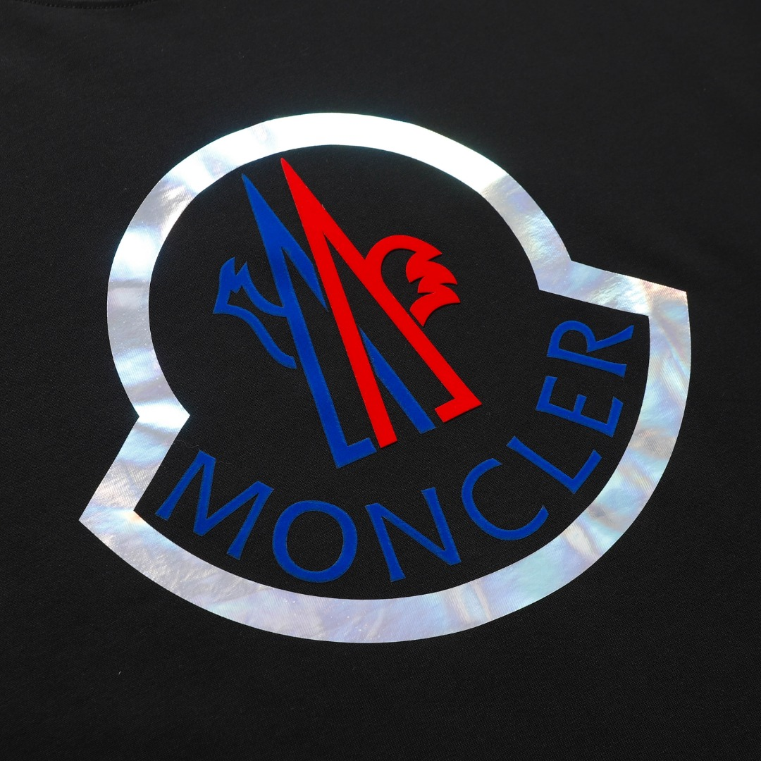 【MONCLER  公式旗艦店】モンクレール   Tシャツご好評に付き再入荷！250212
