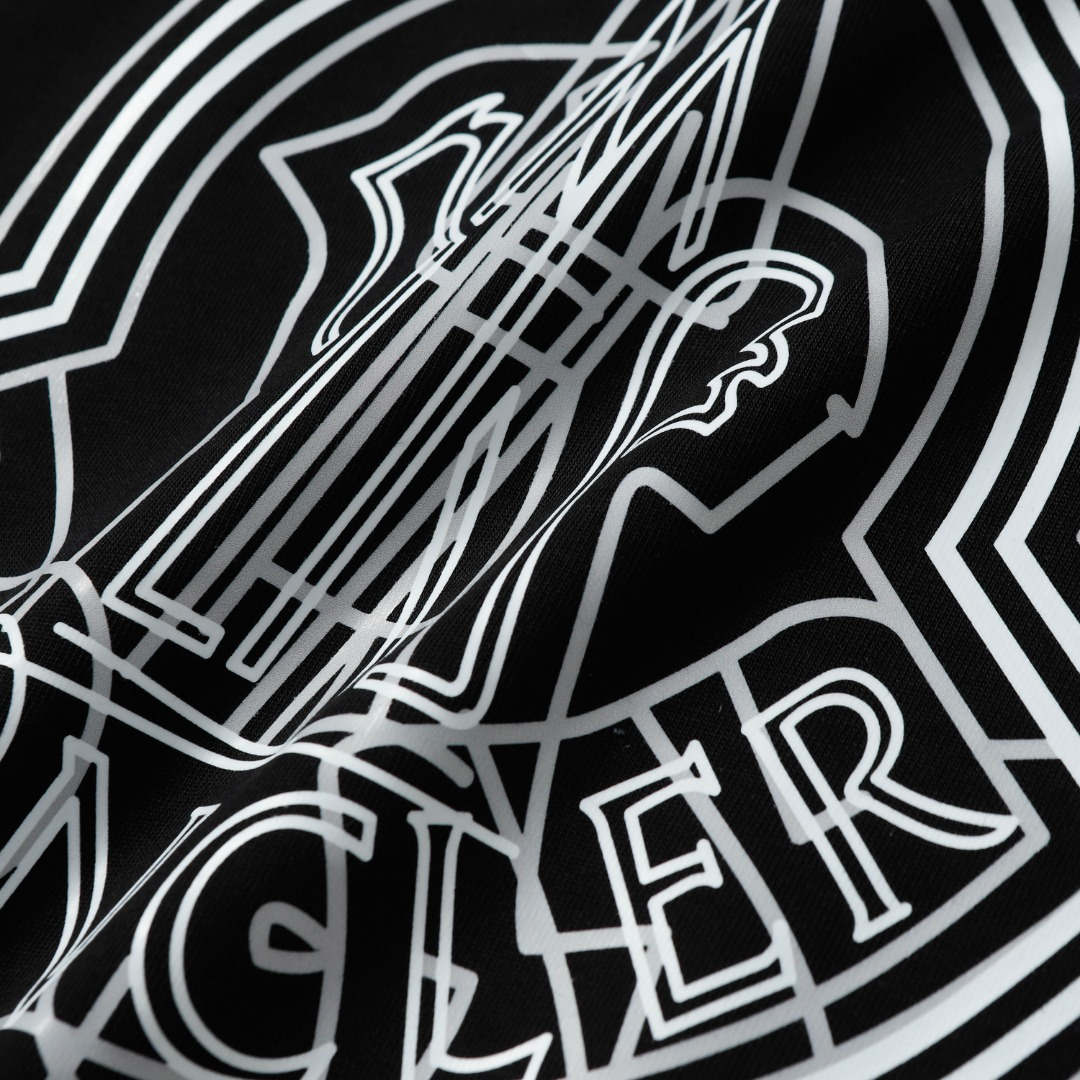 【MONCLER  公式旗艦店】モンクレール   Tシャツご好評に付き再入荷！250212