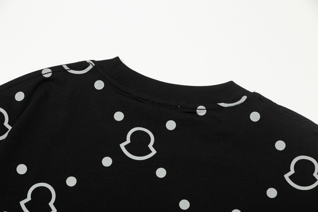 【MONCLER  公式旗艦店】モンクレール   Tシャツご好評に付き再入荷！250212