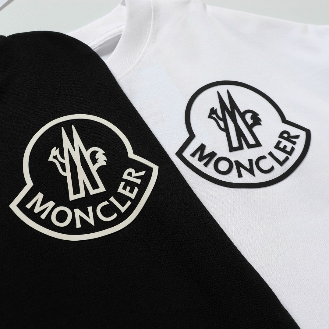 【MONCLER  公式旗艦店】モンクレール   Tシャツご好評に付き再入荷！250212