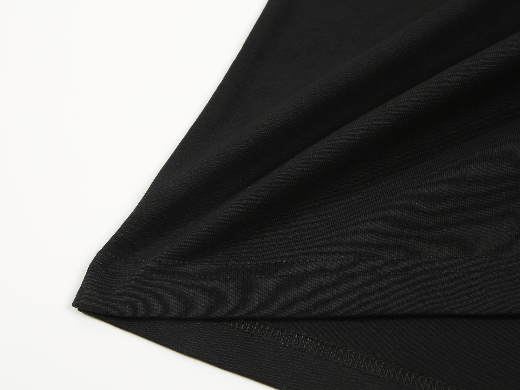 【MONCLER  公式旗艦店】モンクレール   Tシャツご好評に付き再入荷！250212