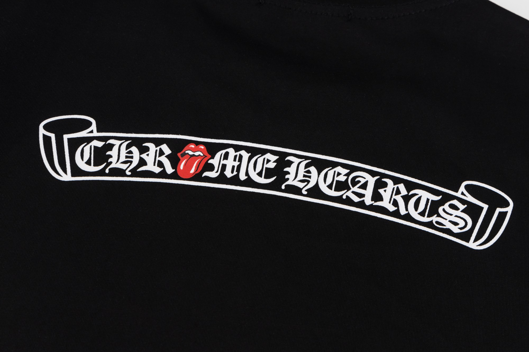 【CHROME HEARTS  公式旗艦店】クロムハーツ    Tシャツご好評に付き再入荷！250212