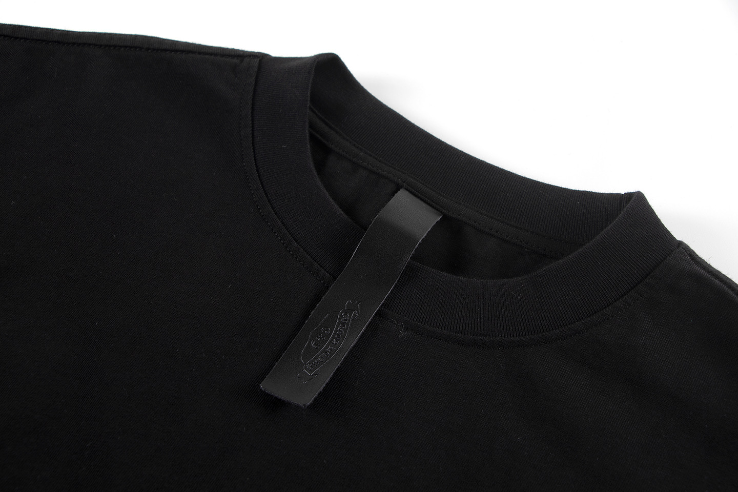 【CHROME HEARTS  公式旗艦店】クロムハーツ    Tシャツご好評に付き再入荷！250212