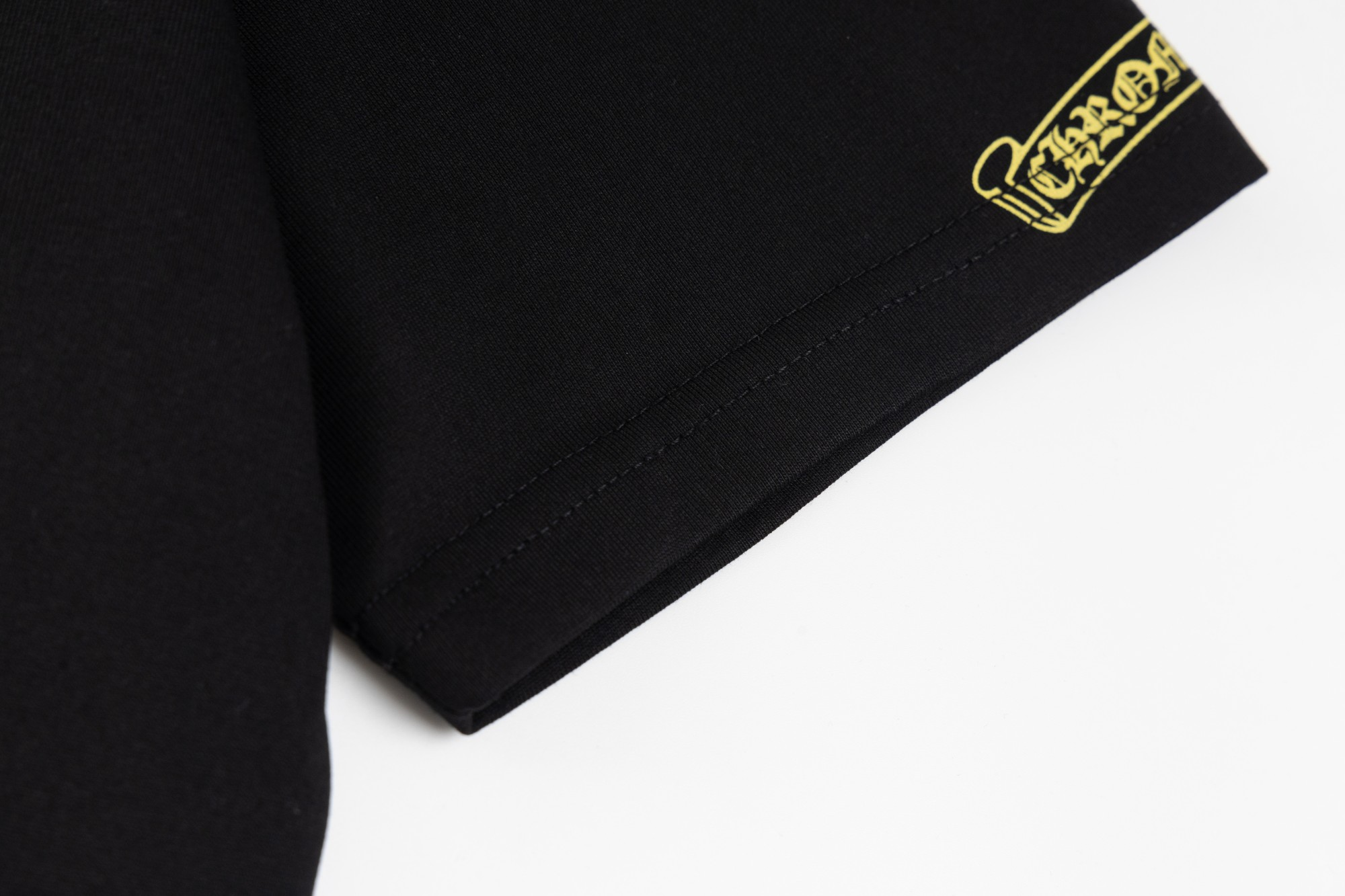 【CHROME HEARTS  公式旗艦店】クロムハーツ    Tシャツご好評に付き再入荷！250212