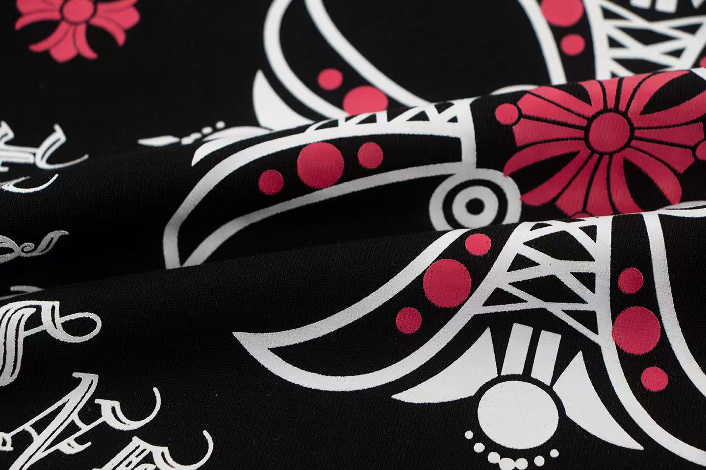 【CHROME HEARTS  公式旗艦店】クロムハーツ    Tシャツご好評に付き再入荷！250212