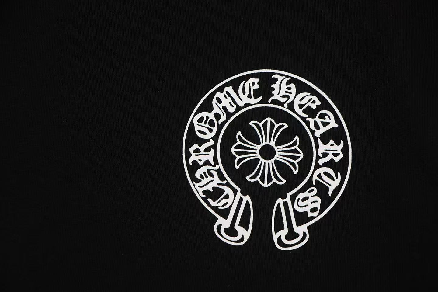 【CHROME HEARTS  公式旗艦店】クロムハーツ    Tシャツご好評に付き再入荷！250212