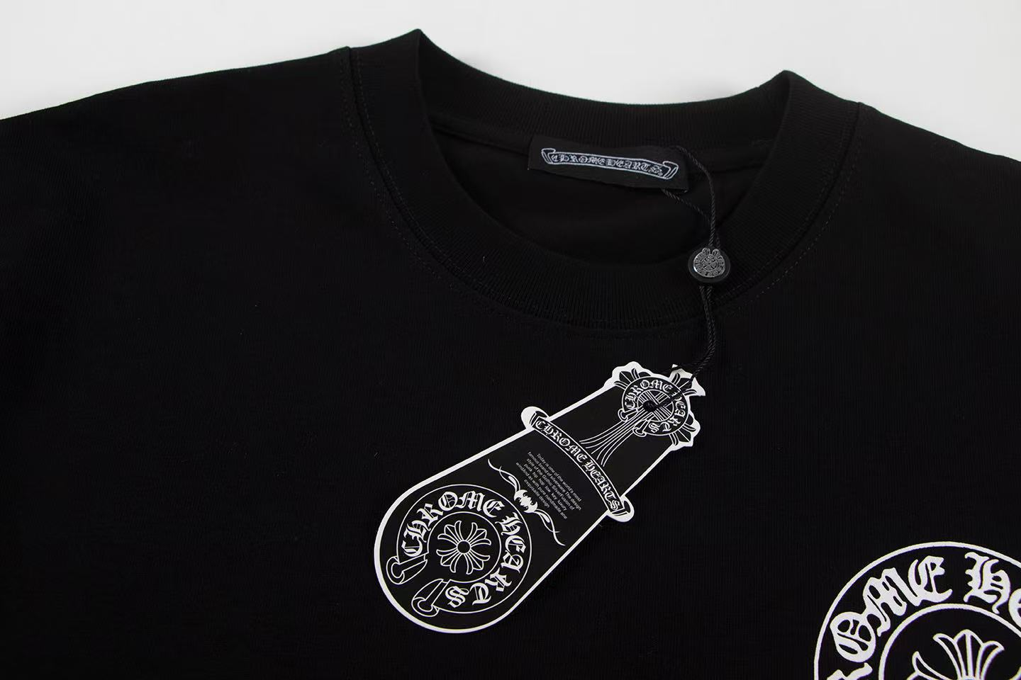 【CHROME HEARTS  公式旗艦店】クロムハーツ    Tシャツご好評に付き再入荷！250212