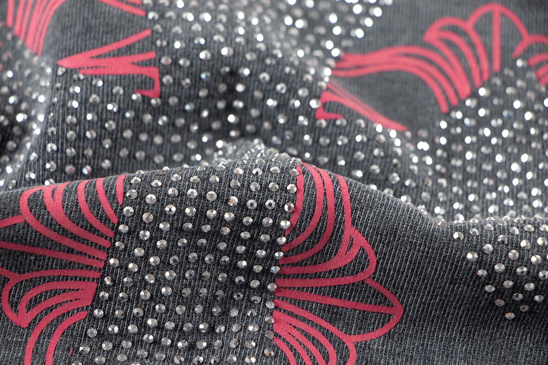 【CHROME HEARTS  公式旗艦店】クロムハーツ    Tシャツご好評に付き再入荷！250212