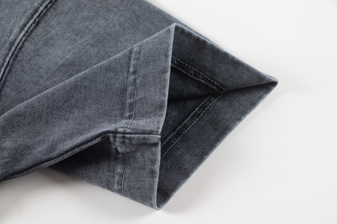 【CHROME HEARTS  公式旗艦店】クロムハーツ    Tシャツご好評に付き再入荷！250212