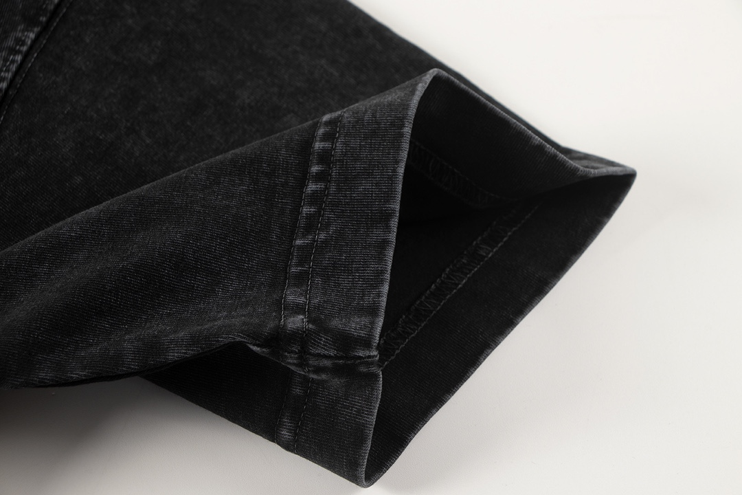 【CHROME HEARTS  公式旗艦店】クロムハーツ    Tシャツご好評に付き再入荷！250212