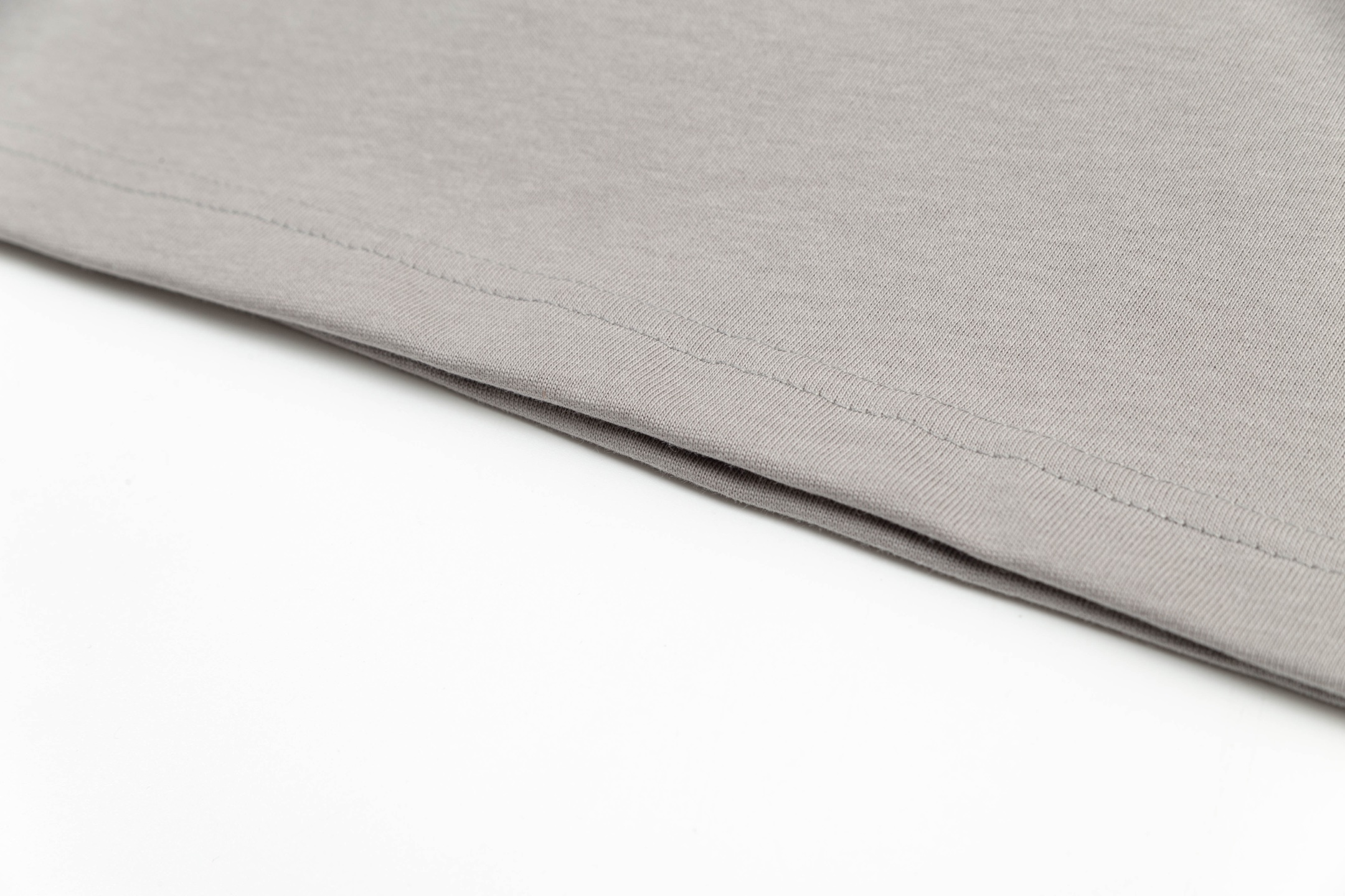 【GIVENCHY   公式旗艦店】 ジバンシー   Tシャツ ご好評に付き再入荷！ 250215