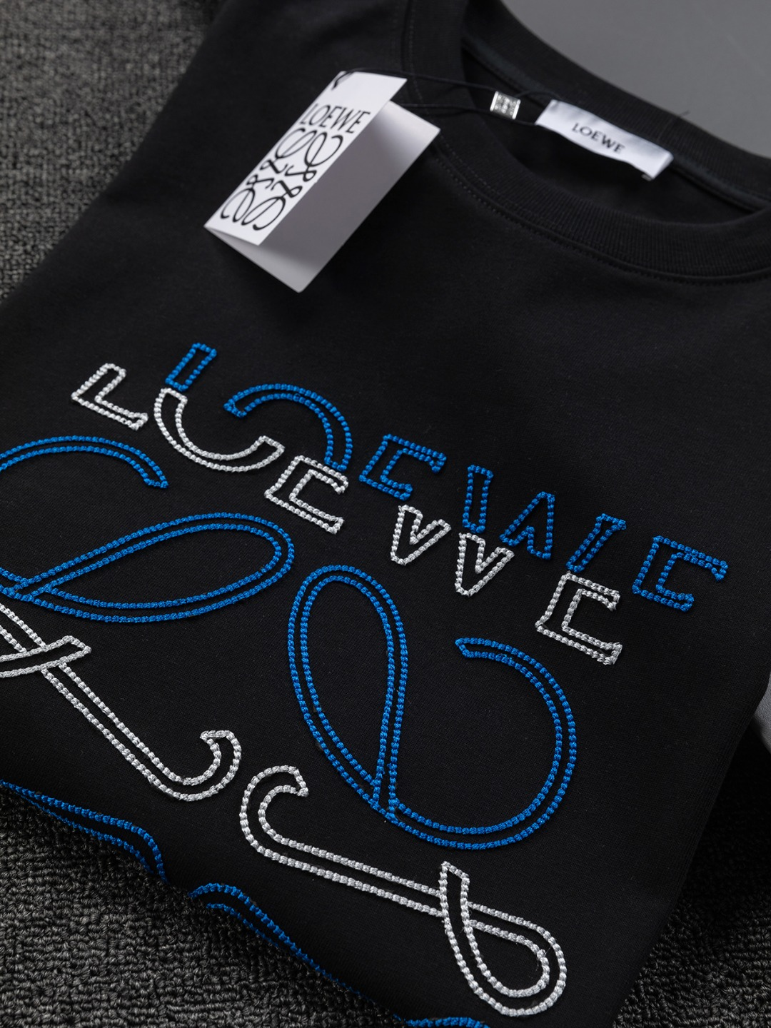 【LOEWE 公式旗艦店】ロエベ   Tシャツ ご好評に付き再入荷！250213