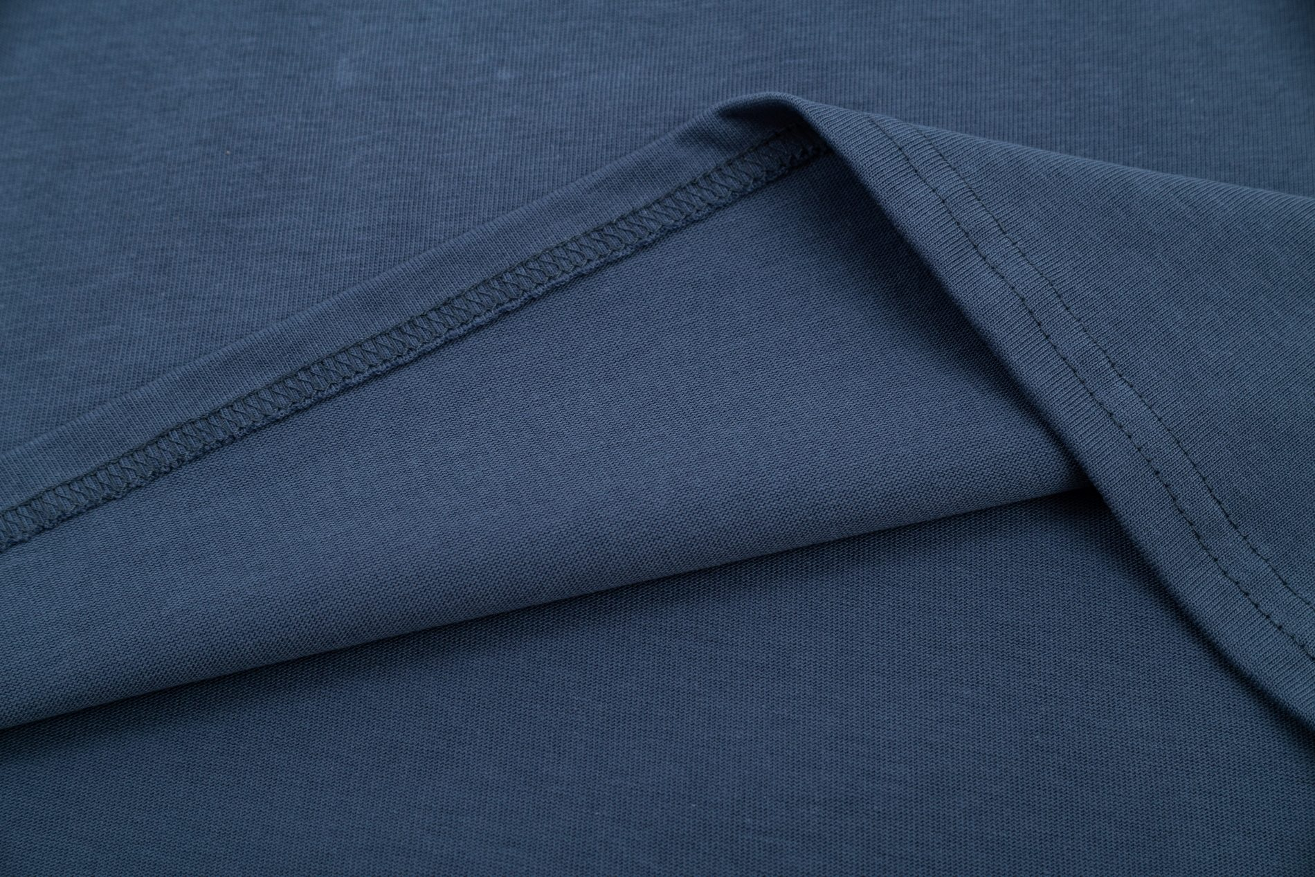 【PRADA 公式旗艦店】プラダ    Tシャツご好評に付き再入荷！ 250213