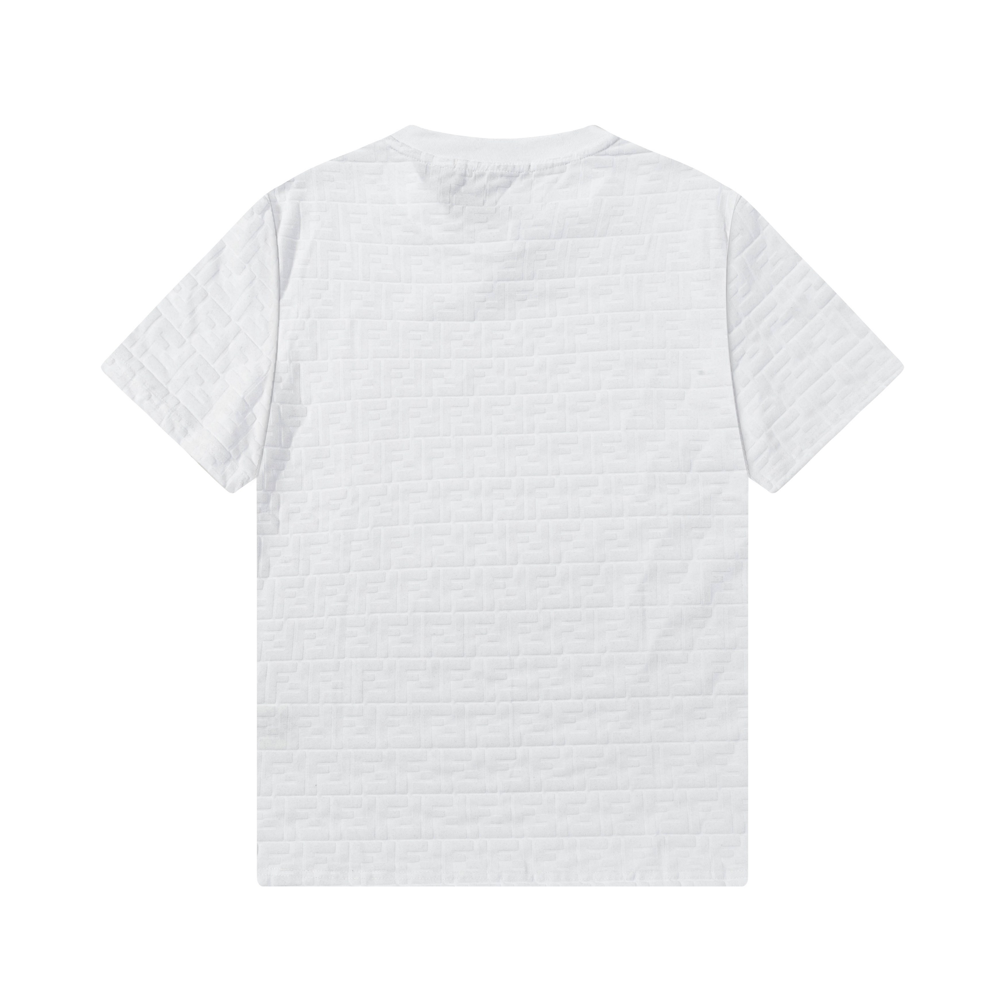 【FENDI公式旗艦店】フェンディ  Tシャツ ご好評に付き再入荷！ 250214