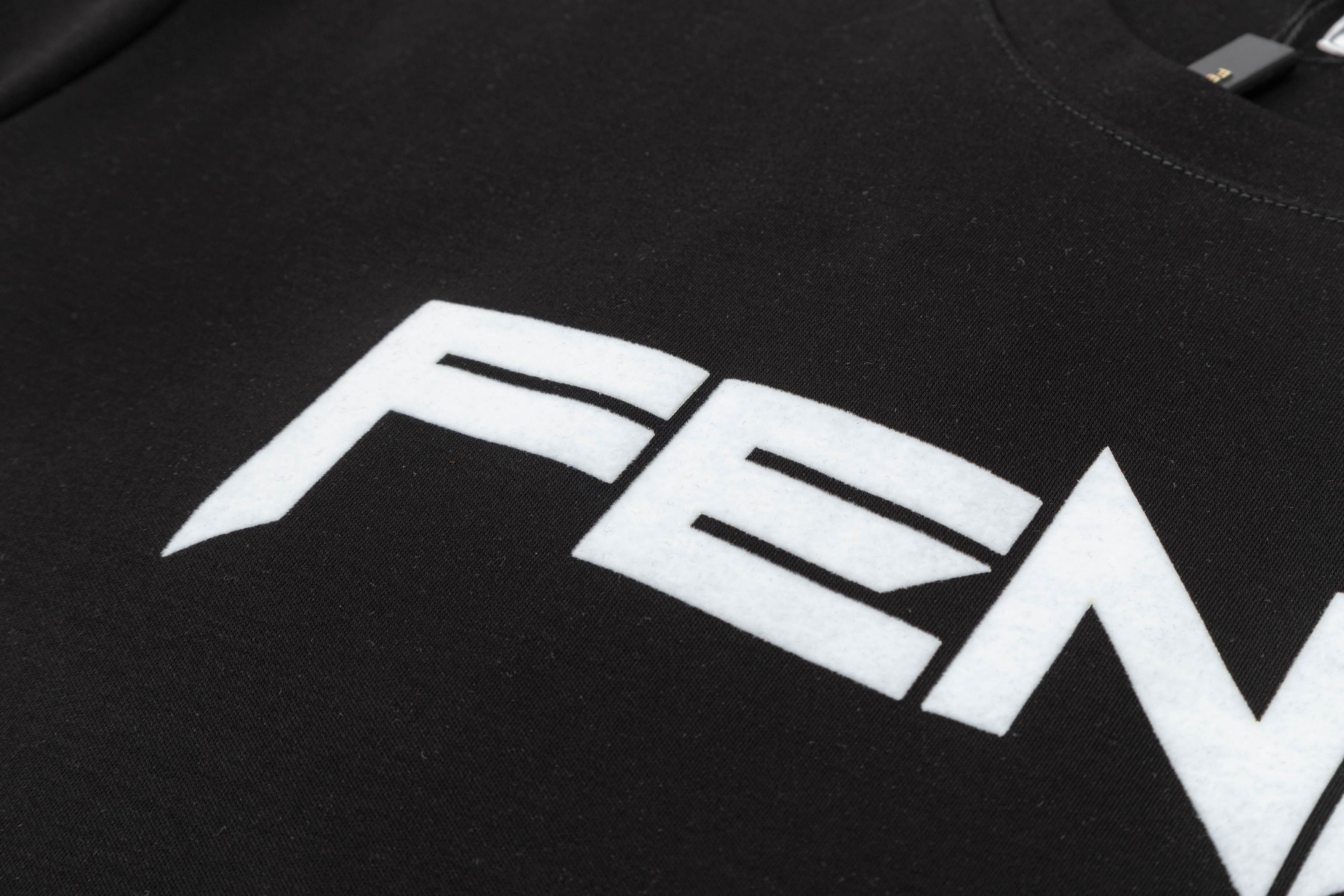 【FENDI公式旗艦店】フェンディ  Tシャツ ご好評に付き再入荷！ 250214