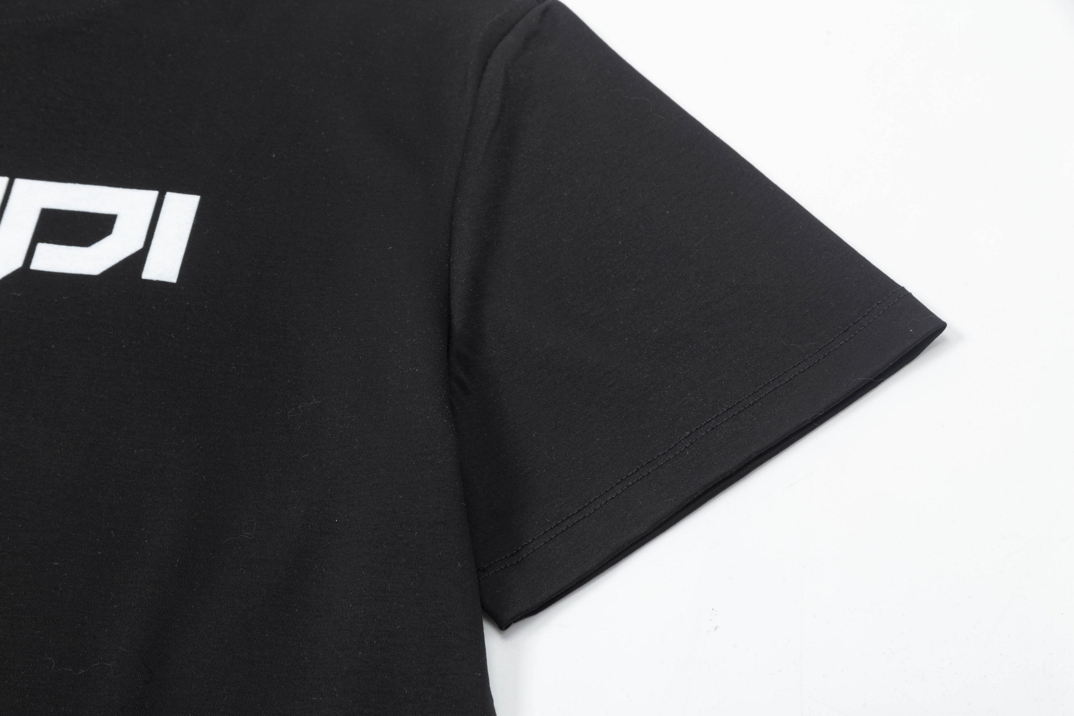 【FENDI公式旗艦店】フェンディ  Tシャツ ご好評に付き再入荷！ 250214