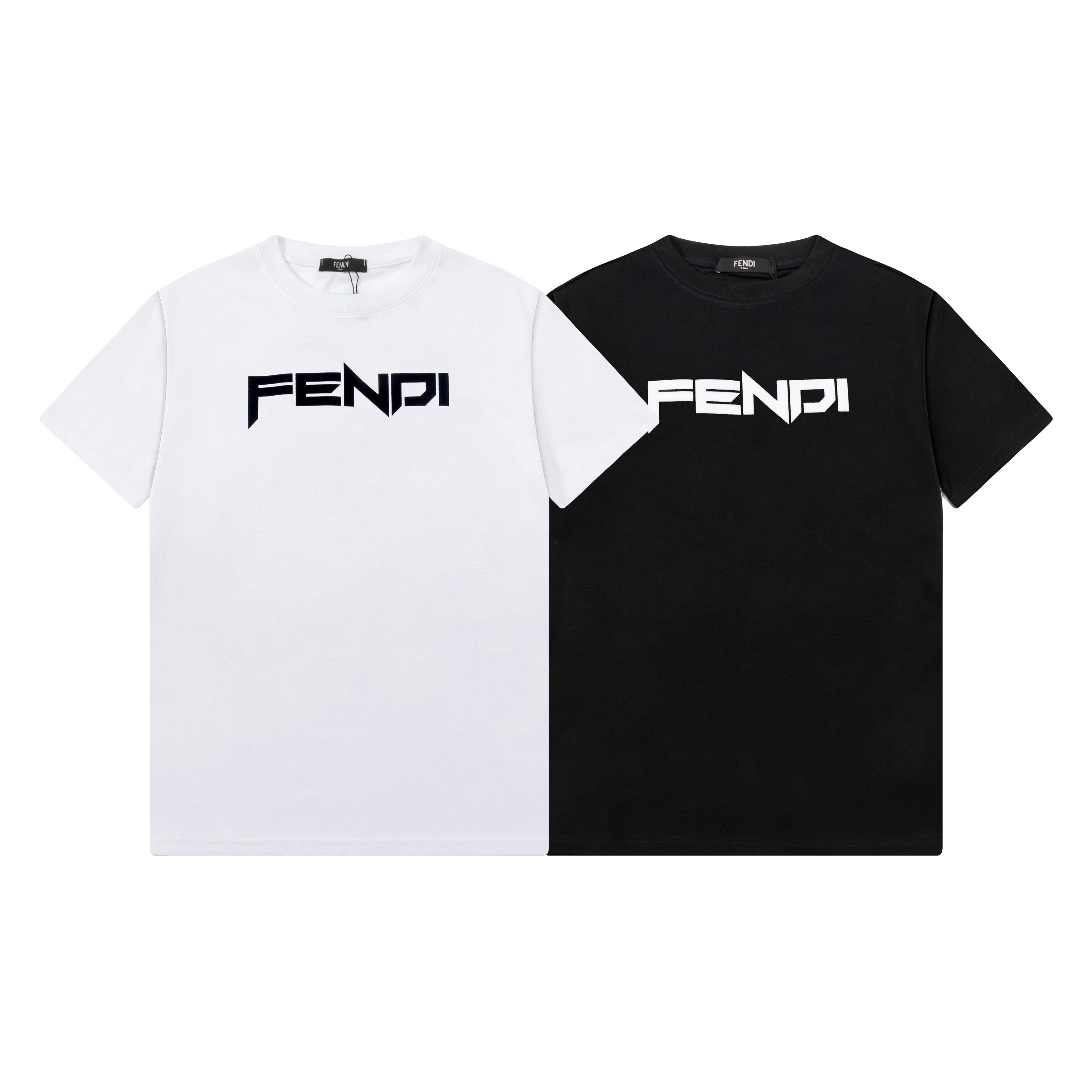 【FENDI公式旗艦店】フェンディ  Tシャツ ご好評に付き再入荷！ 250214