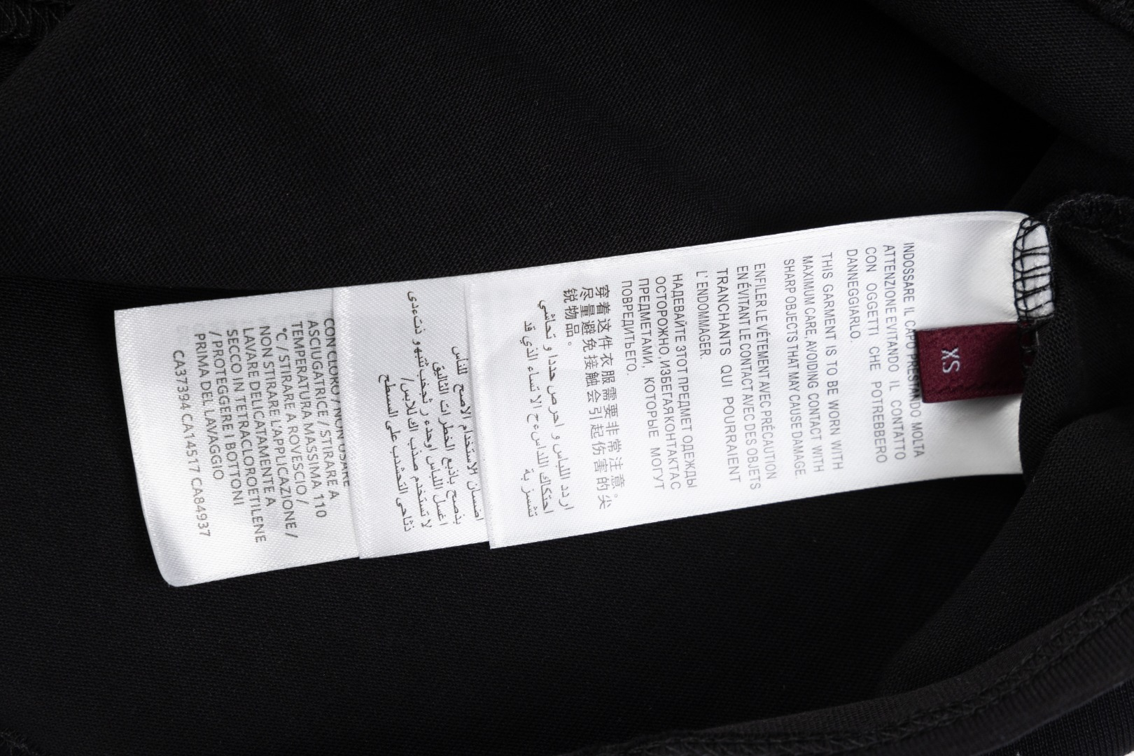 【GUCCI 公式旗艦店】クッチ   Tシャツ ご好評に付き再入荷！ 250214